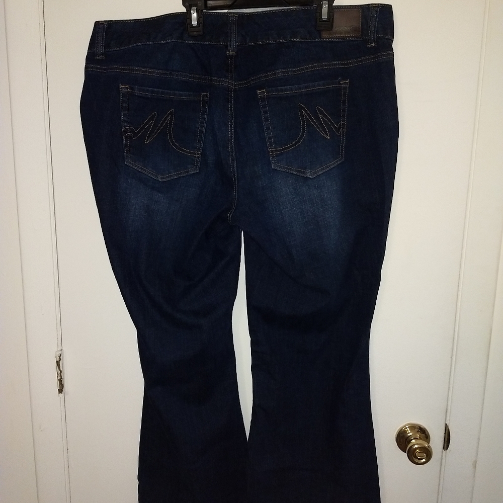 Wide Leg  Maurice's jeans